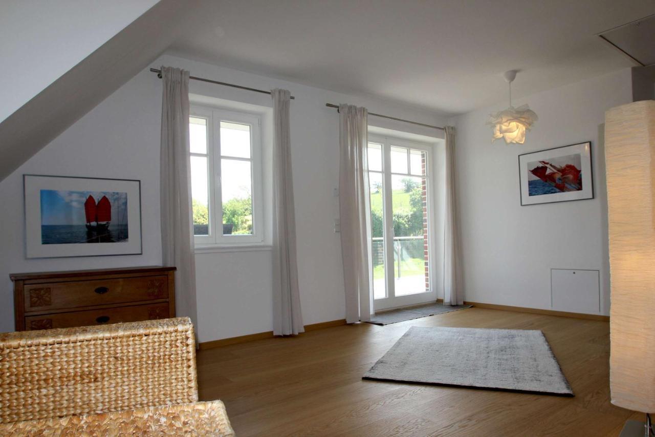 Wassernahes Ferienhaus Mit Meerblick Und Schwimmbadnutzung In Sellin - Ferienhaus Rohrweihe Gager Exteriér fotografie